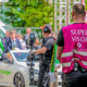 Kontrolle von Presseausweis auf einem Groß Event